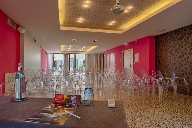 Le Rex Hotel Tarbes Dış mekan fotoğraf