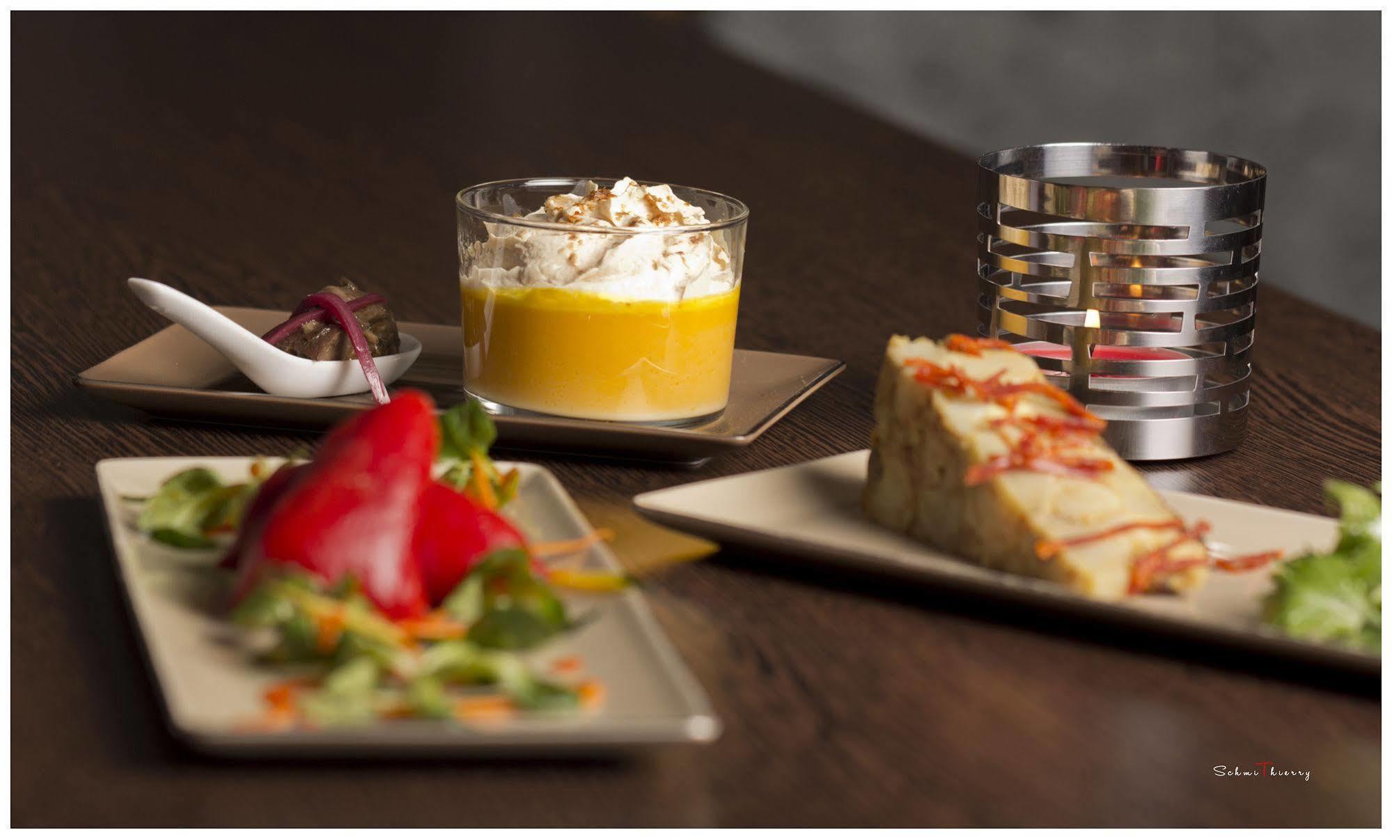 Le Rex Hotel Tarbes Dış mekan fotoğraf